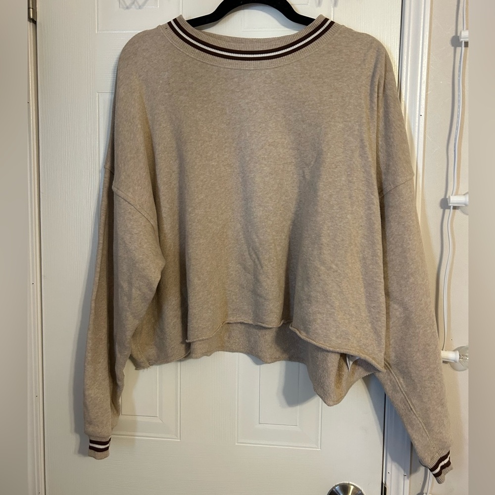 American Eagle cropped sweatshirt